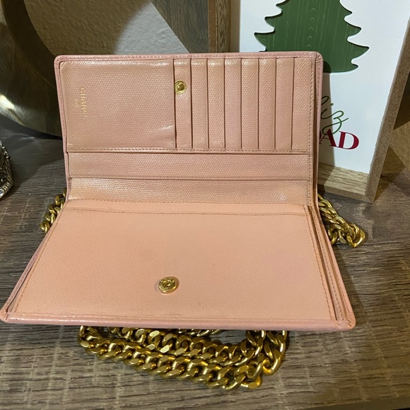 💕⚜️ Chanel Blush Pink Wallet on a Vintage Gold Chain WOC Style Crossbody - Picture 7 of 14